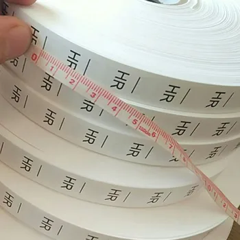 1000 шт. (1 рулон), фирменная лента с белым логотипом, этикетка для ухода, нейлоновая бирка размера одежды