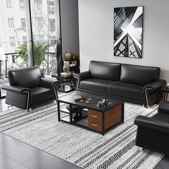 Сочетание офисного дивана и чайного столика простая приемная для трех человек кожаный диван для переговоров в офисе